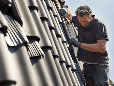 About Roof Repair Experts Manter, KS